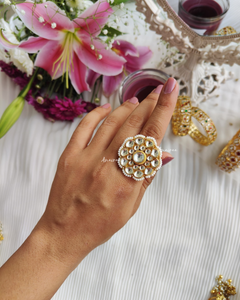 Paachi kundan ring