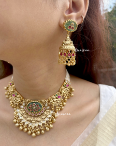 Antique choker set