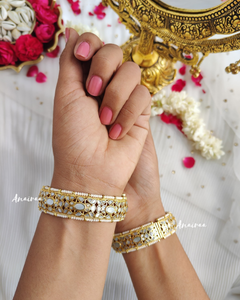 Mother of pearl openable bangles