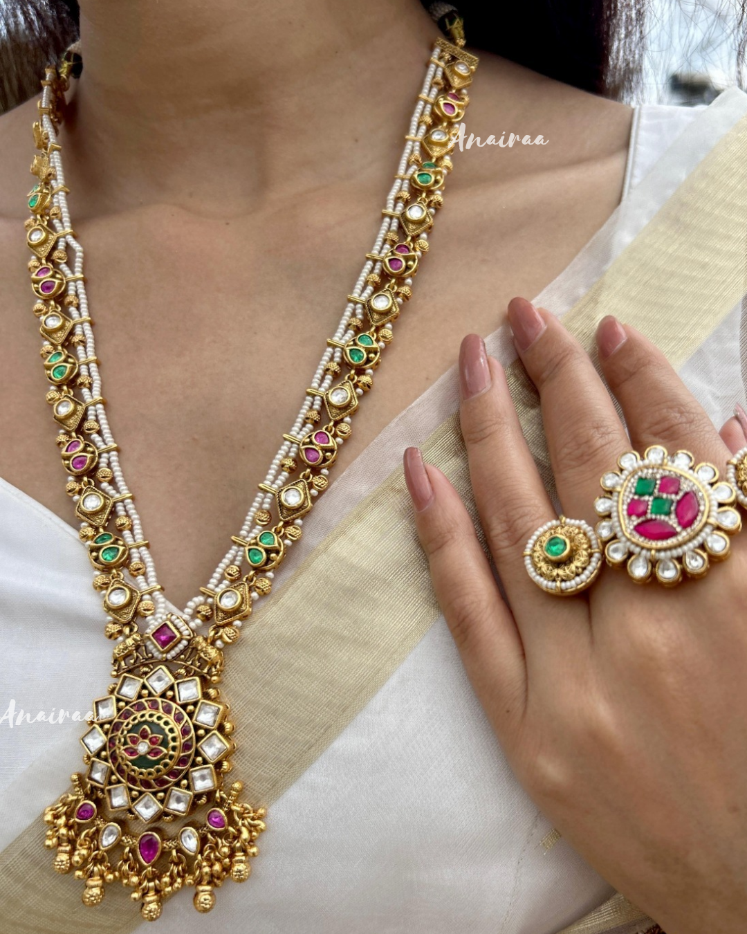 Antique long necklace set(Only necklace set)