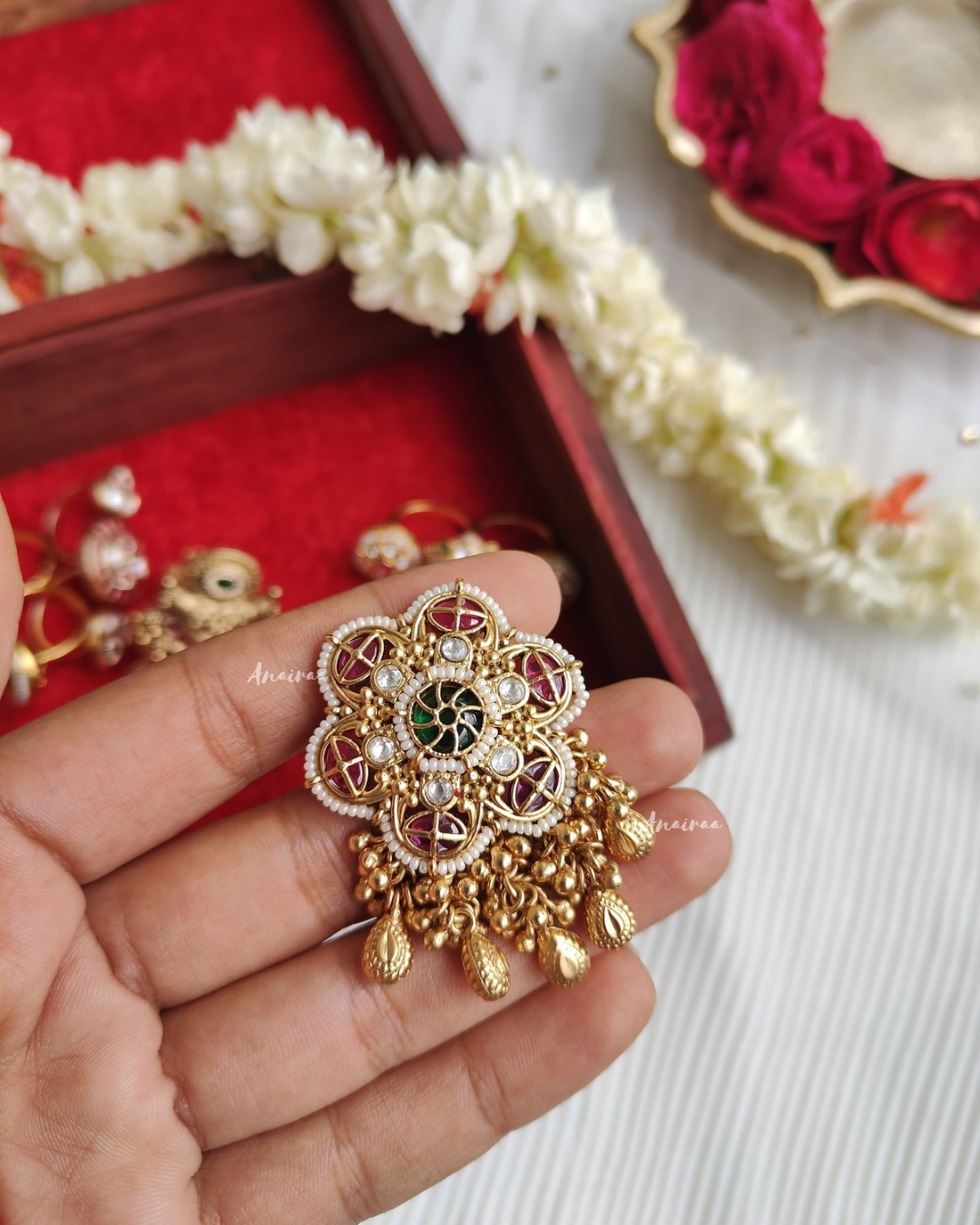 Antique Kundan ring