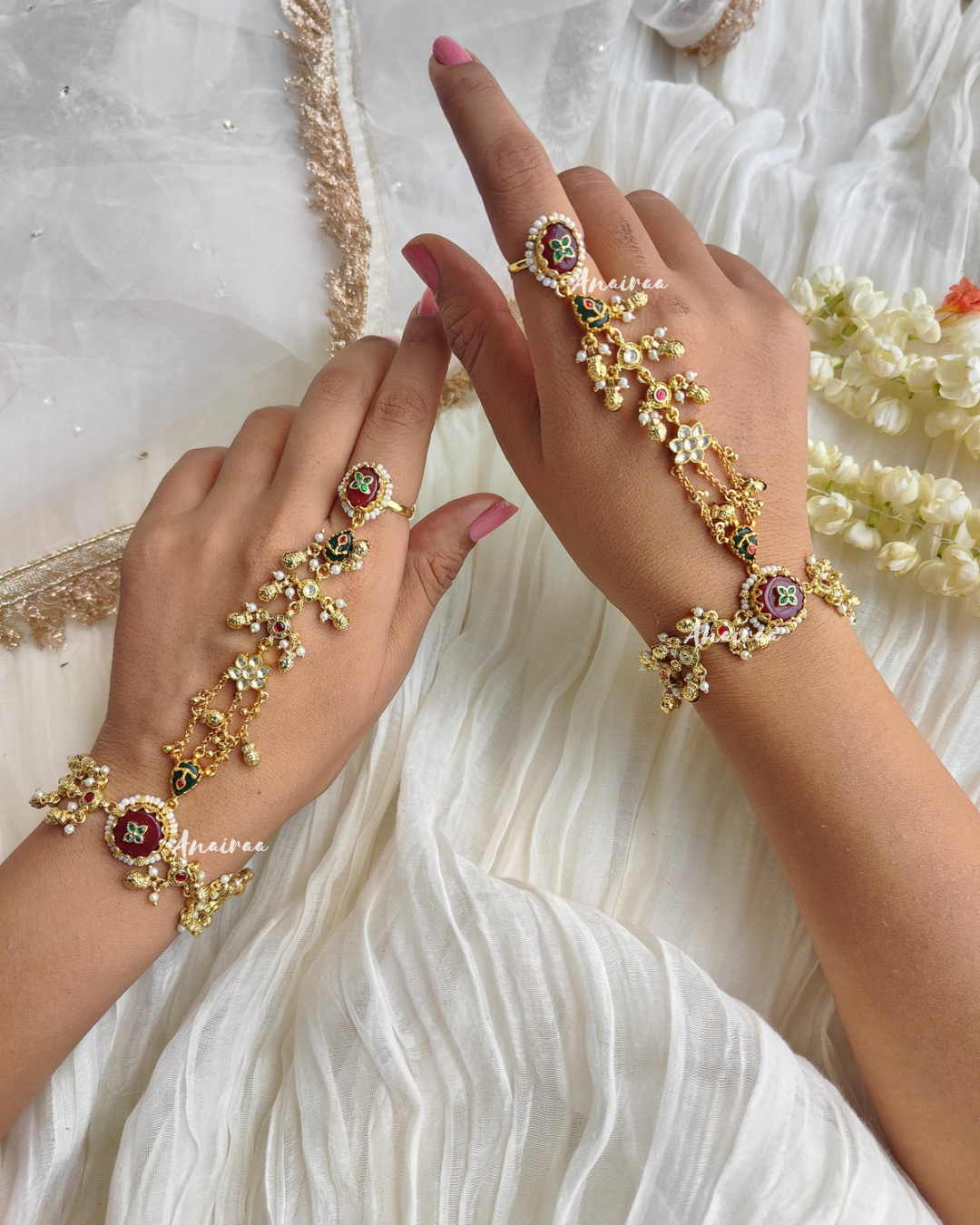 Ruby color paachi kundan hathphool