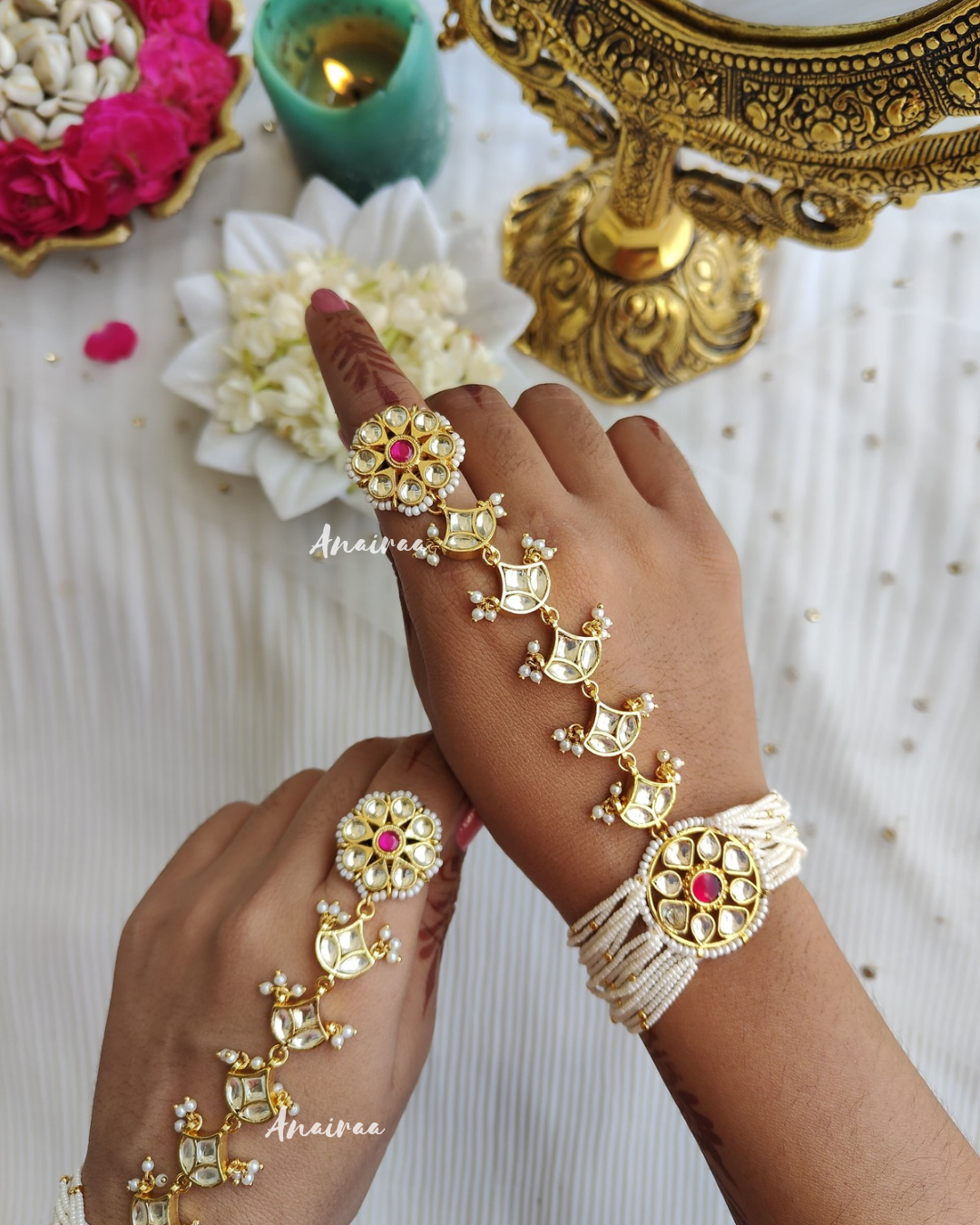 Ruby paachi kundan hathphool