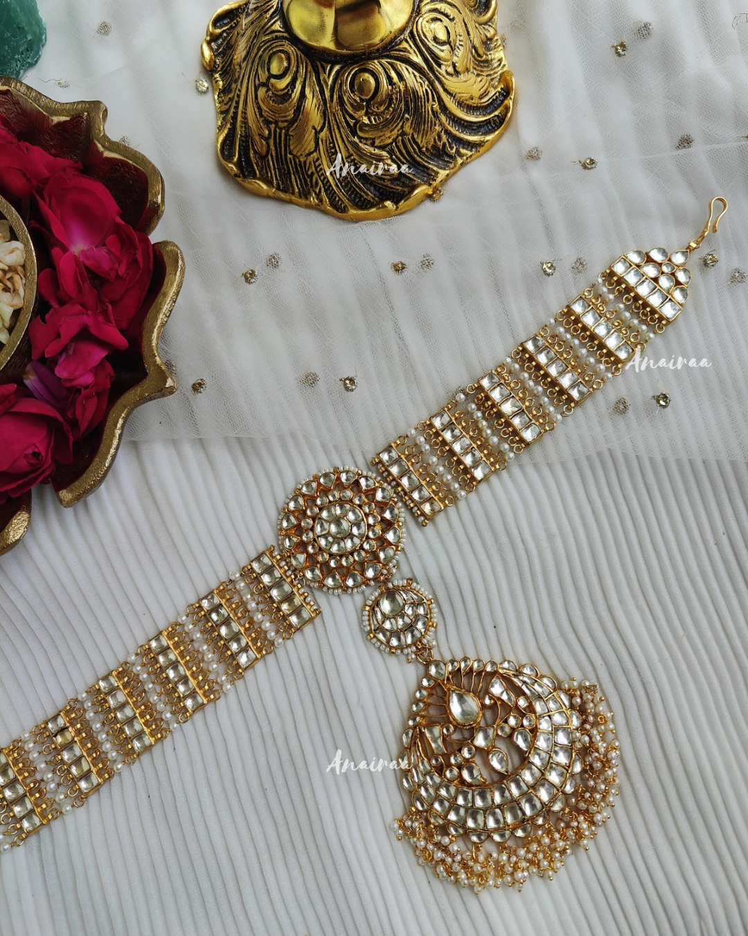 Paachi kundan Sheeshpatti(tikka is big) (we can customize the tikka)