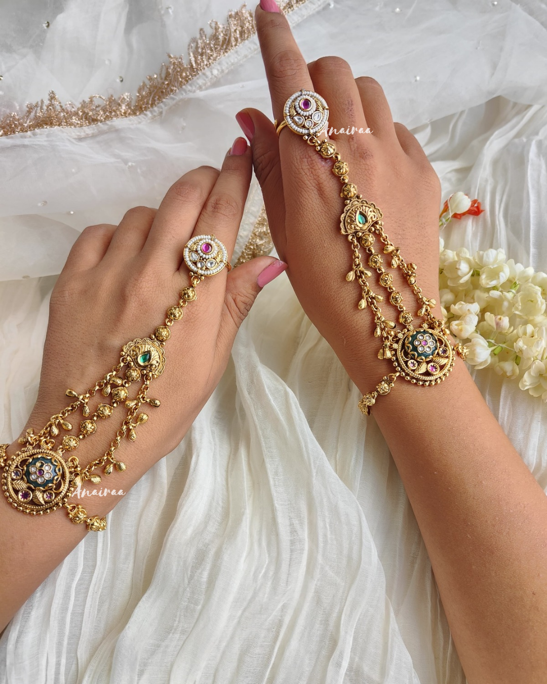 Antique multi colour hathphool