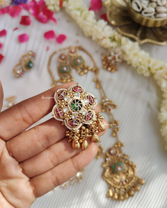 Antique Kundan ring