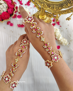Ruby Floral Paachi kundan Hathphool