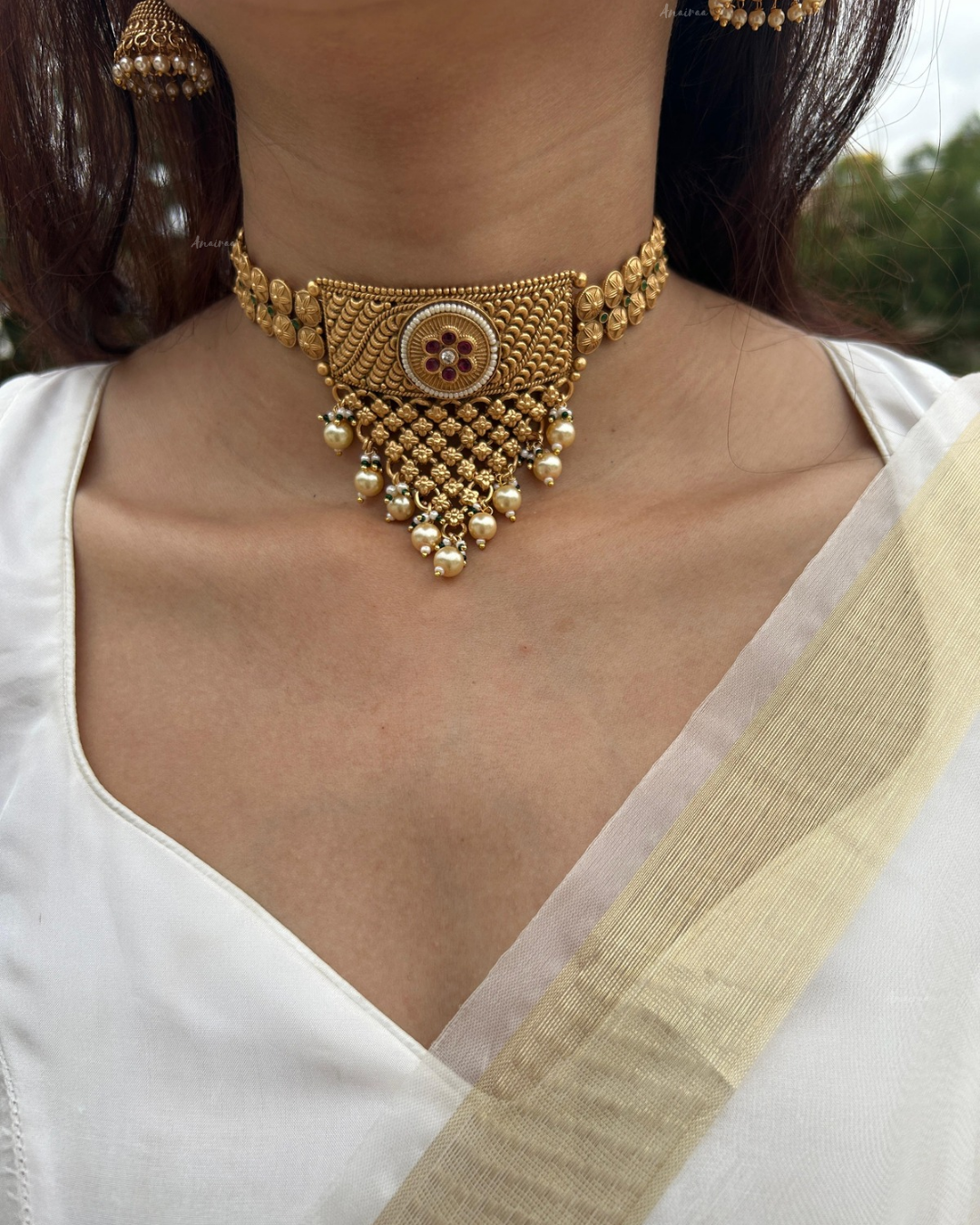 Antique choker set