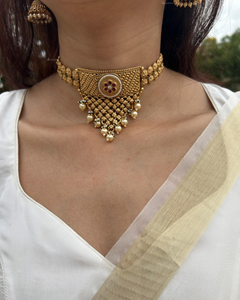 Antique choker set