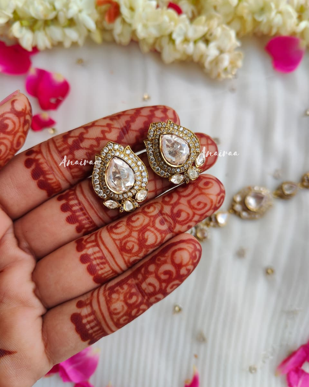 Moissanite choker set