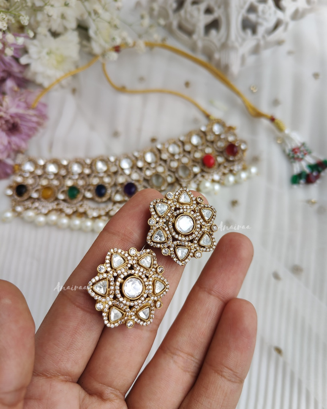 Karishma Kapoor choker set