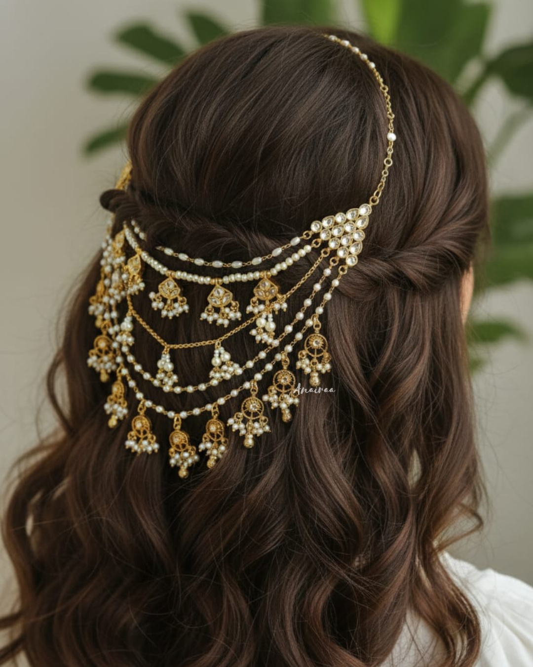 Yamani hair accessory