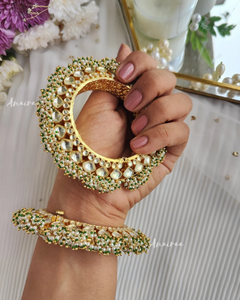 Paachi Kundan bridal bangles