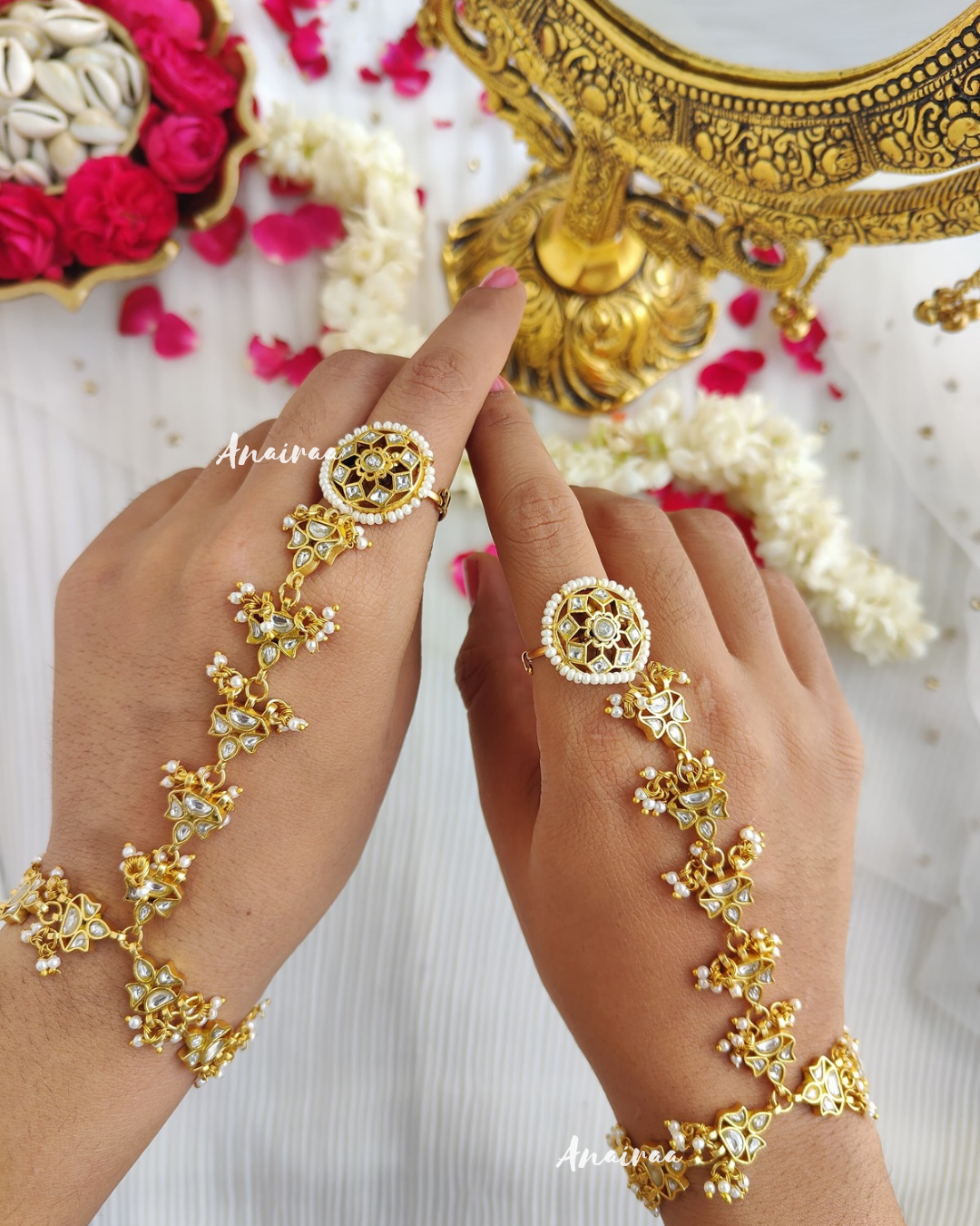Paachi kundan hathphool