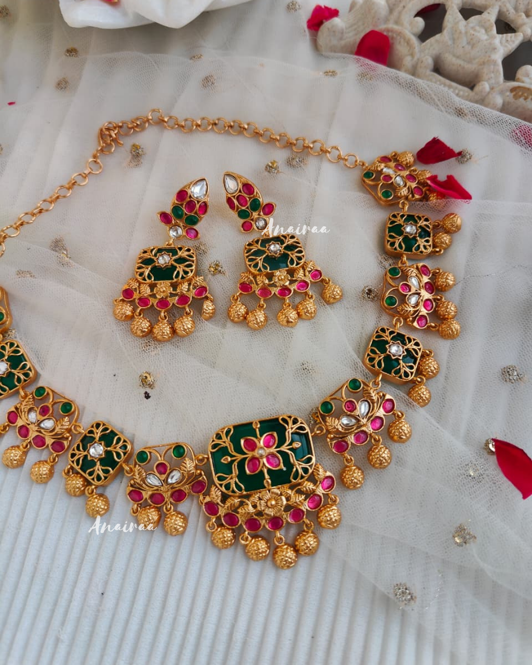 Kadi kundan choker set