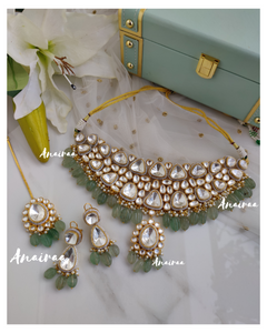 Polki bridal set with melon beads(Dispatch time 4-5 weeks)