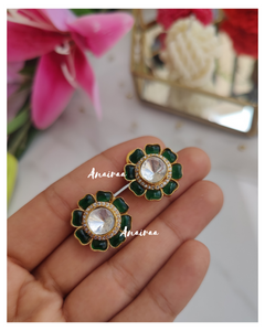 Emerald floral studs